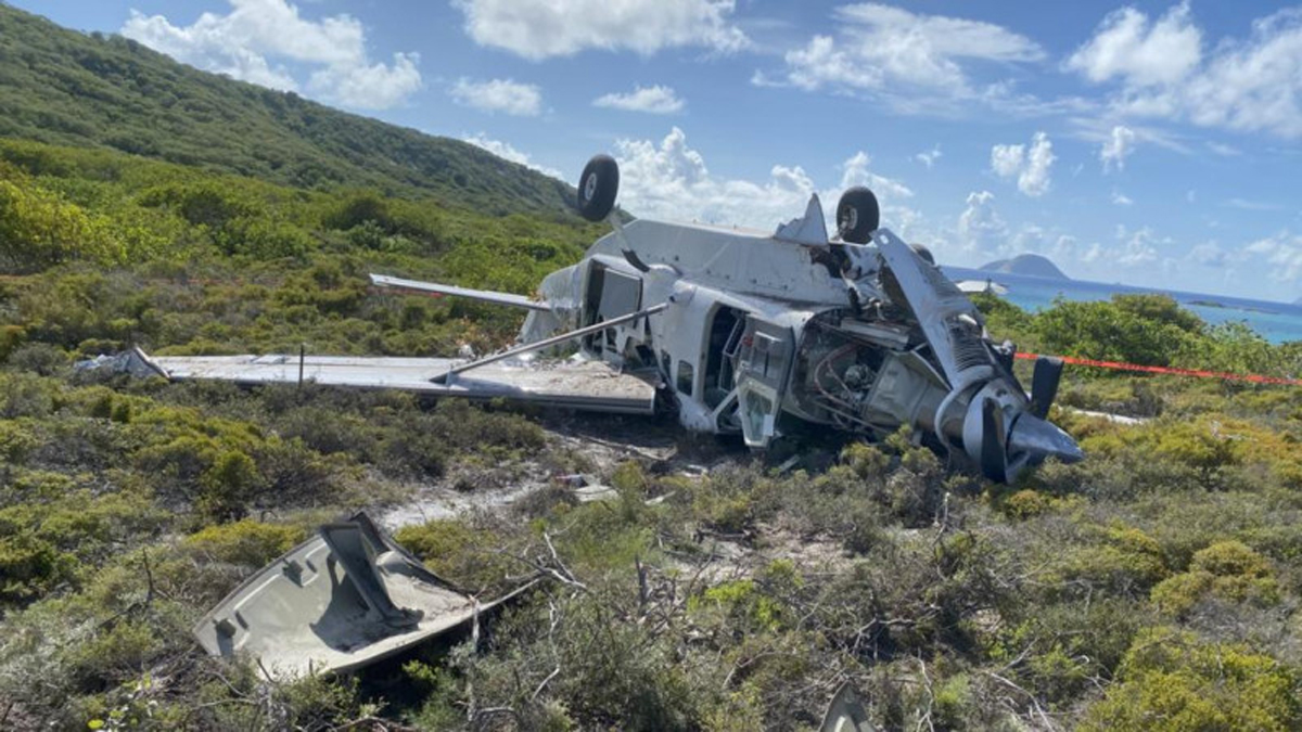 У Австралії літак з туристами зазнав аварії, і всі залишилися живі