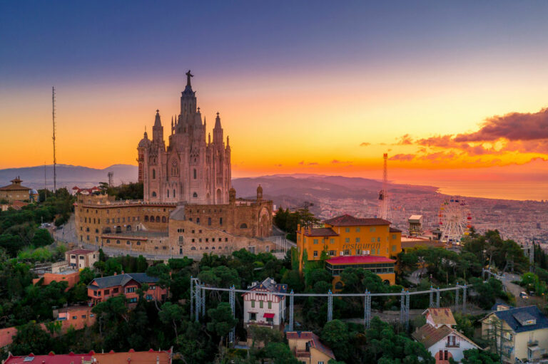Відпочинок в Іспанії стане дорожчим: Барселона підвищує туристичний податок