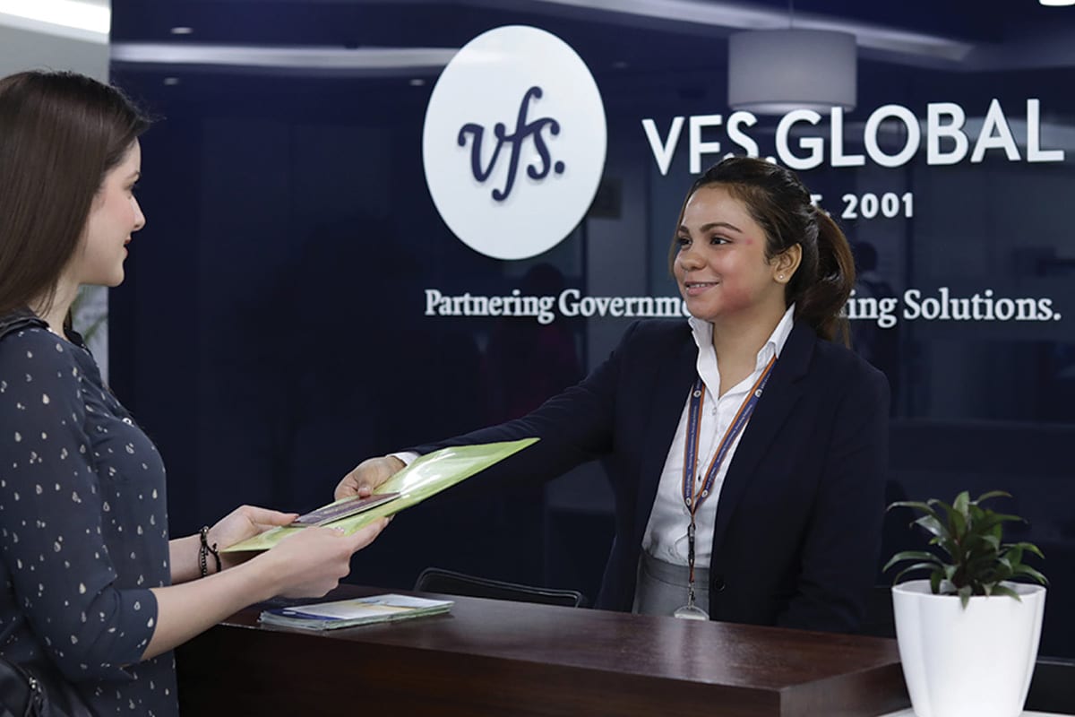 Глобальний збій відбувся у роботі візових центрів VFS Global