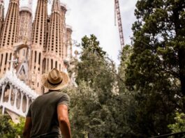 «Саграда Фамілія» у Барселоні стала найвищою церквою у світі