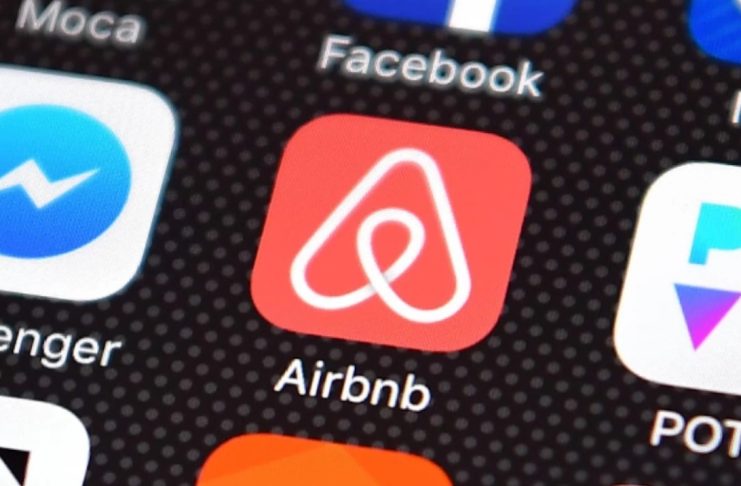Airbnb запускає опцію «Забронюй зараз — заплати потім»: що це означає для туристів
