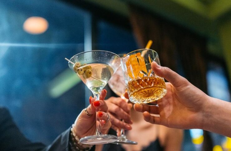 Все більше туристичних напрямків фіксують випадки метанолу в алкоголі