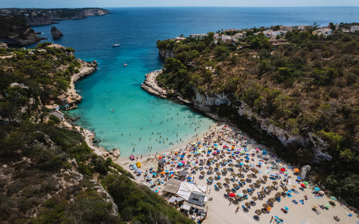 Туристи з Британії — головні спонсори туризму Іспанії