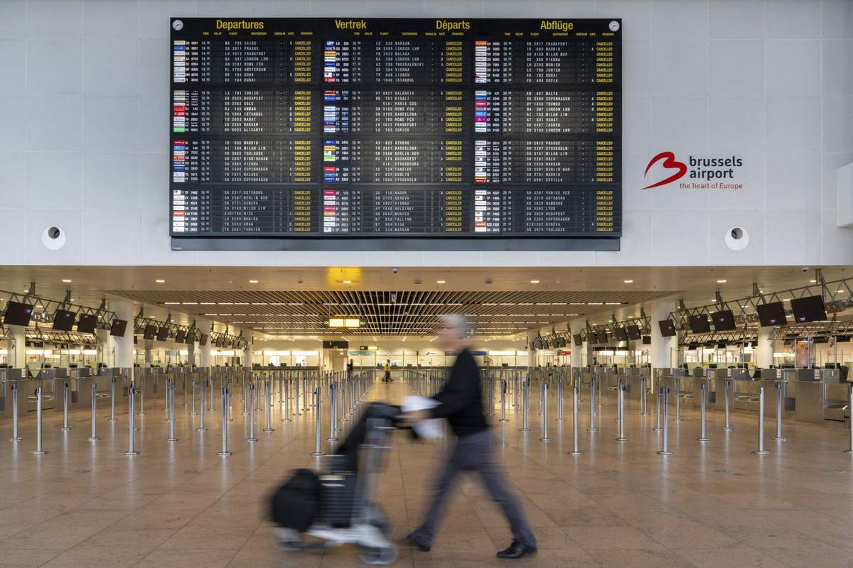 Аеропорт Брюсселя знову зупинить рейси 26 листопада