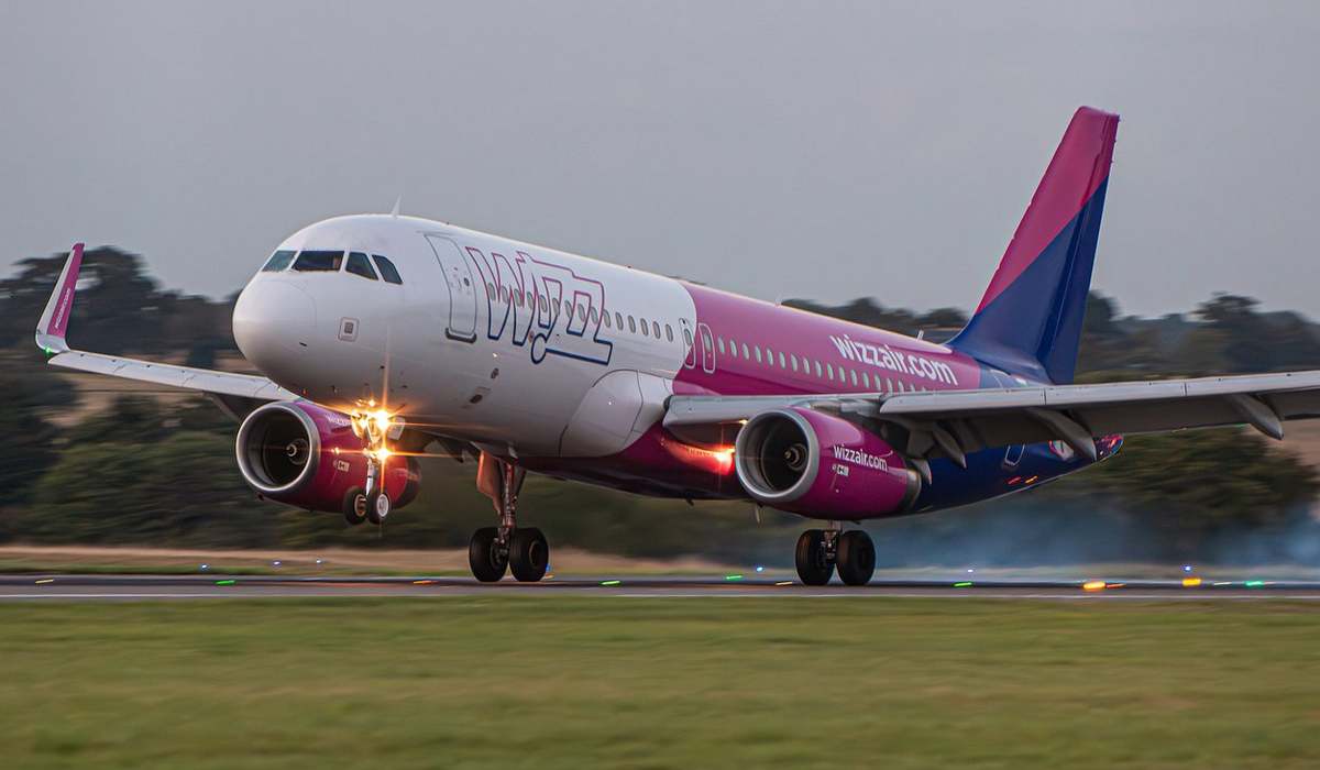 В Німеччині двоє пасажирів вибігли на злітну смугу, щоб наздогнати рейс (ВІДЕО)