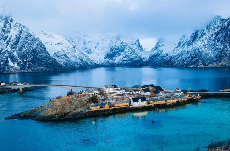 В англійській мові з'явилося нове слово, пов'язане з туризмом – «coolcation»