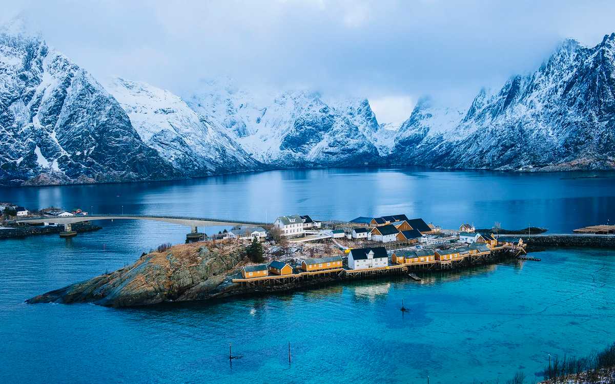 В англійській мові з'явилося нове слово, пов'язане з туризмом – «coolcation»